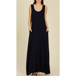 NWT Black Sleeveless Reversible Pocket Maxi Dress